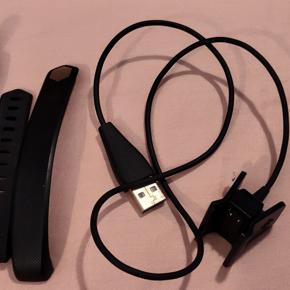 Fitbit - Picture 5 of 14